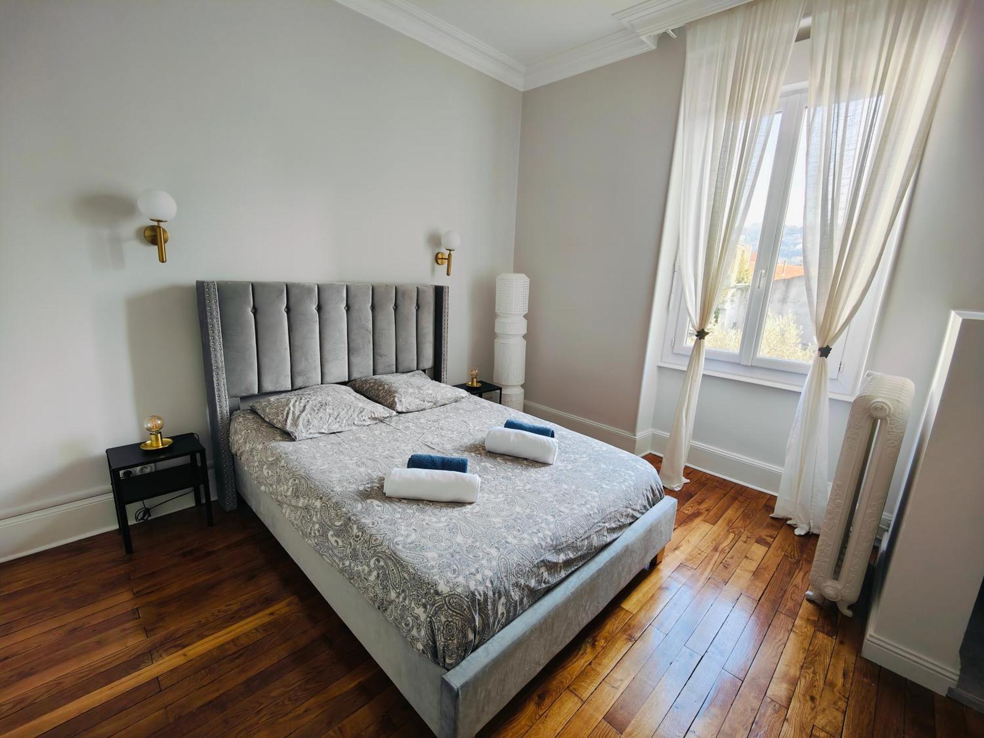 Self-Checkin Town House - Rooms To Rent In A Beautiful Modern Town House - Not A Hotel - Location De Chambres Avec Arrivee En Autonomie - Extra Fee For Sheets And Towels - Private Parking - Check Your Plateform Inbox And Follow Check-In Instructions Saint-Romain-en-Gal Eksteriør billede