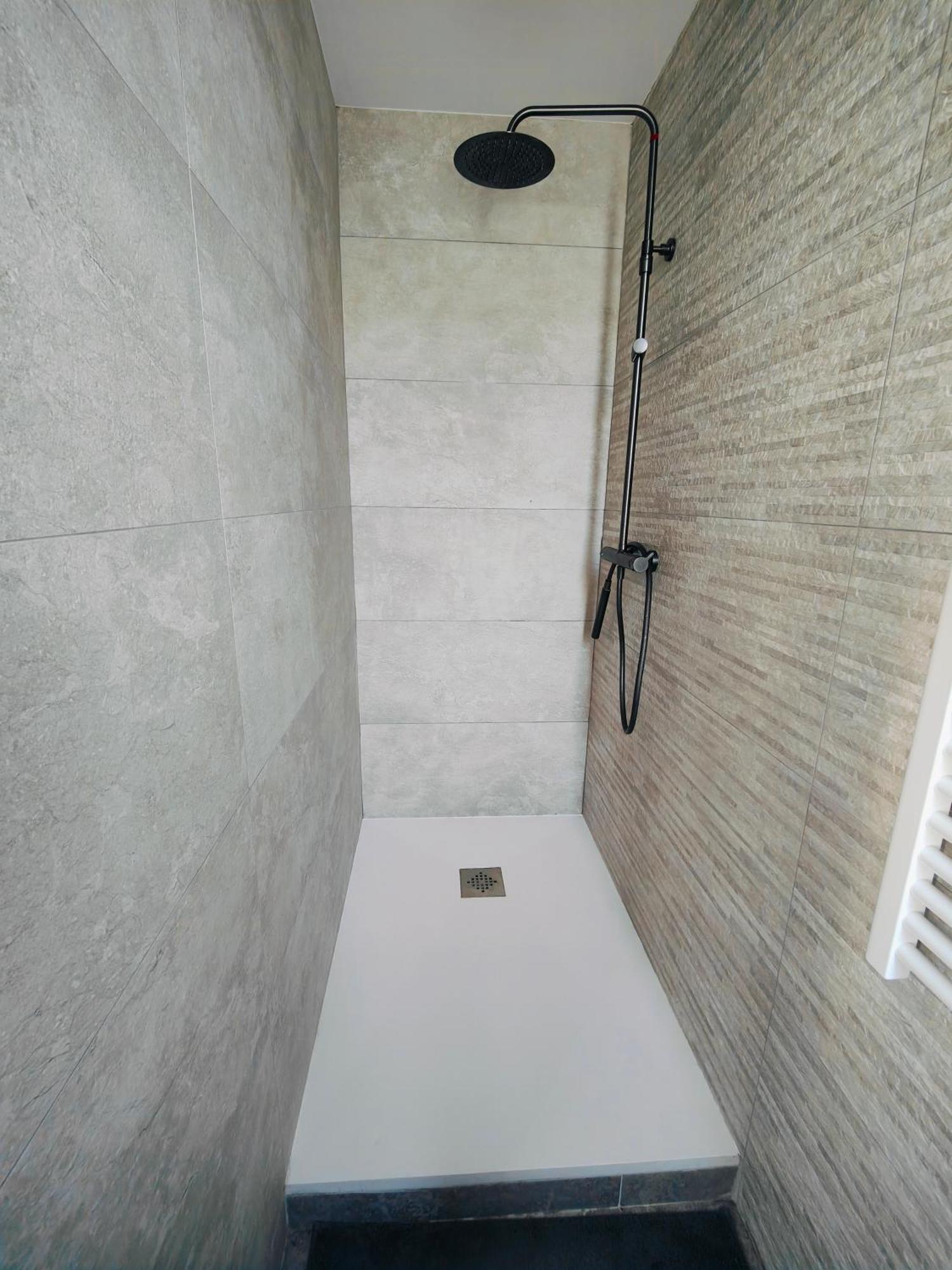 Self-Checkin Town House - Rooms To Rent In A Beautiful Modern Town House - Not A Hotel - Location De Chambres Avec Arrivee En Autonomie - Extra Fee For Sheets And Towels - Private Parking - Check Your Plateform Inbox And Follow Check-In Instructions Saint-Romain-en-Gal Eksteriør billede